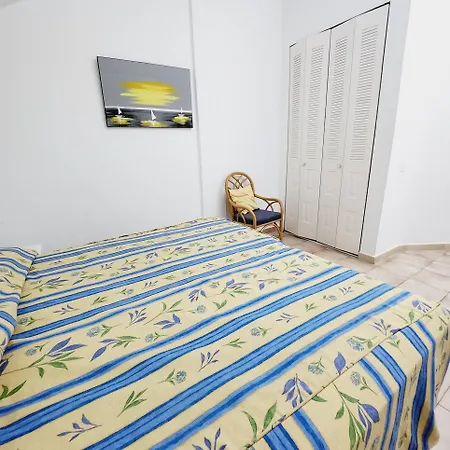 2 Bedroom Duplex In Castle Harbour C208 *